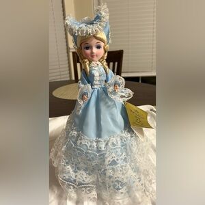 Seymore Mann vintage limited addition musical doll